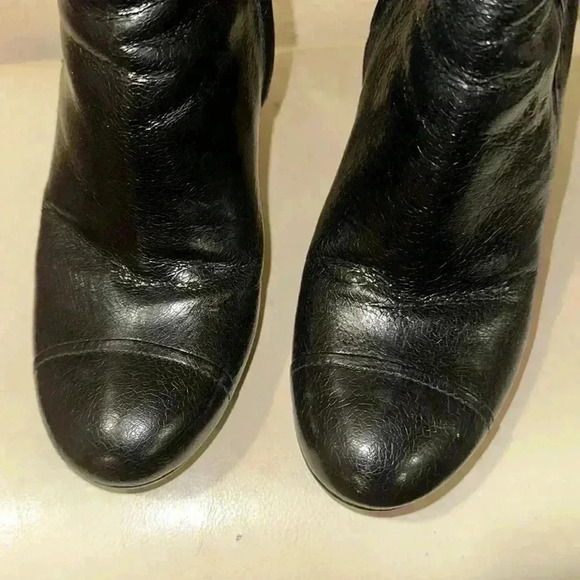 Prada ankle boots size 37. Size 6.5 - Picture 9 of 9